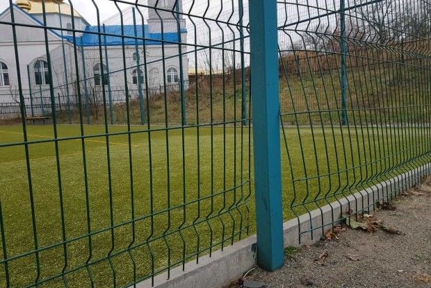 У Ківерцівському парку відремонтували спортивний майданчик, пошкоджений вандалами