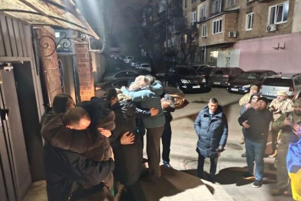 «Де-єрмакізація» в дії: із сізо випустили офіцерів УДО, від яких вимагали обмовити Порошенка