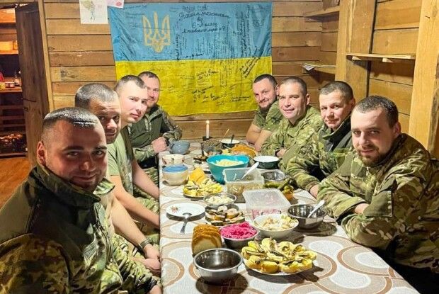 Поліцейські з Волині приготували на передовій кутю на Святвечір (Фото)