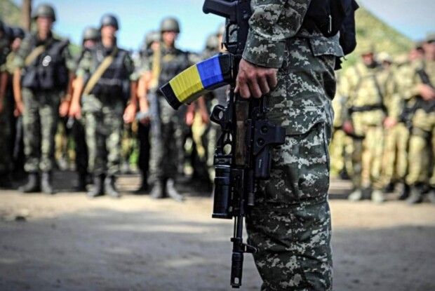 Волинянин, щоб відкосити від служби в армії, домовився зі судом