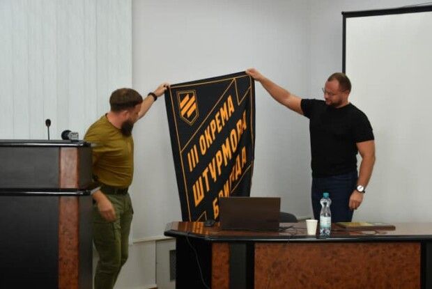 У Луцьку представник третьої штурмової подякував за допомогу