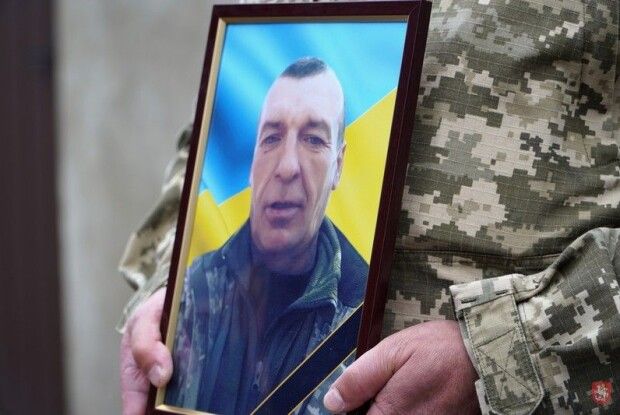 На Волині поховали загиблого Героя Петра Корнійчука (Фото) 