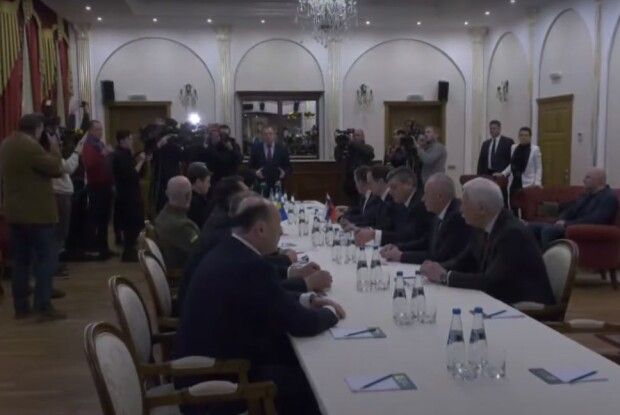 На українсько-білоруському кордоні тривають перемовини з Росією