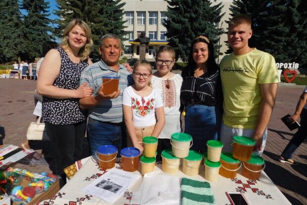 Як білоруси на Волині медом торгували