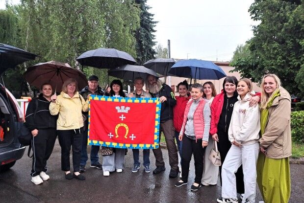 Група волинських школярів вирушила на оздоровлення до німецького Вальсроде