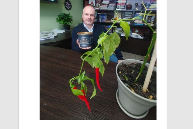 У газеті «Волинь» посипали вазони – і вони «ожили»!