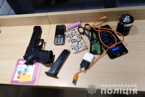На Волині за підозрою у вчиненні розбійного нападу на магазин поліцейські затримали трьох зловмисників