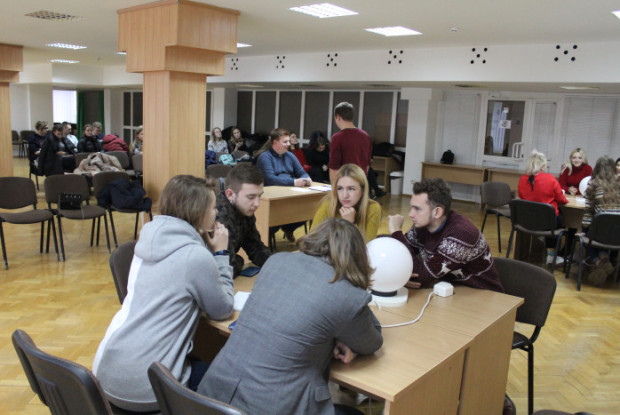 Луцькі виші б'ються за першість