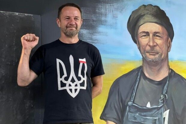 У Рівне приїхав відомий польський пекар, який привіз 500 кілограмів борошна в Бучу