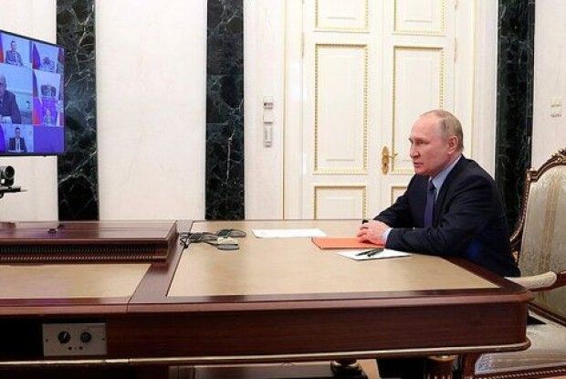 путін загадково замовк на засіданні Радбезу рф
