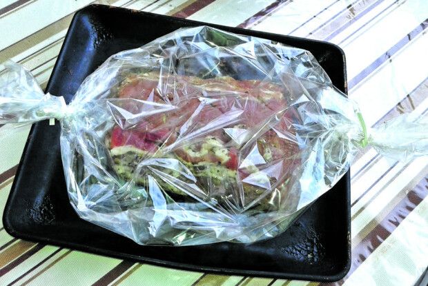 Секрети запікання продуктів у рукаві