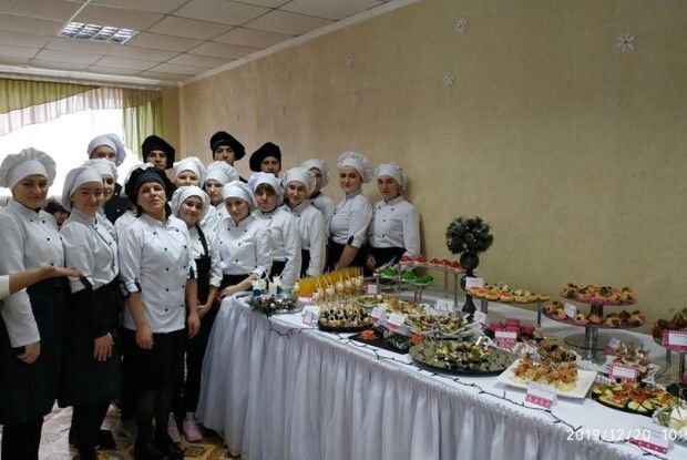 На Маневиччині учні вивчали перспективний напрямок ресторанного бізнесу – кейтерінг 
