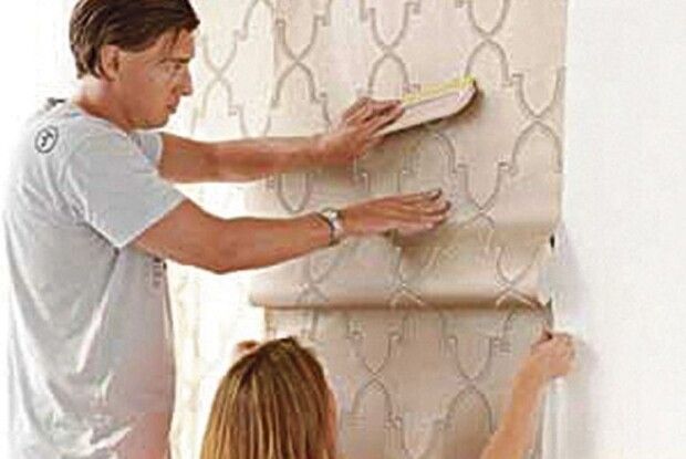 Клеїли на віки. А як тепер зняти?