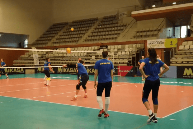 Збірна України з волейболу готується до матчу з Португалією у відборі на Євро (Відео)