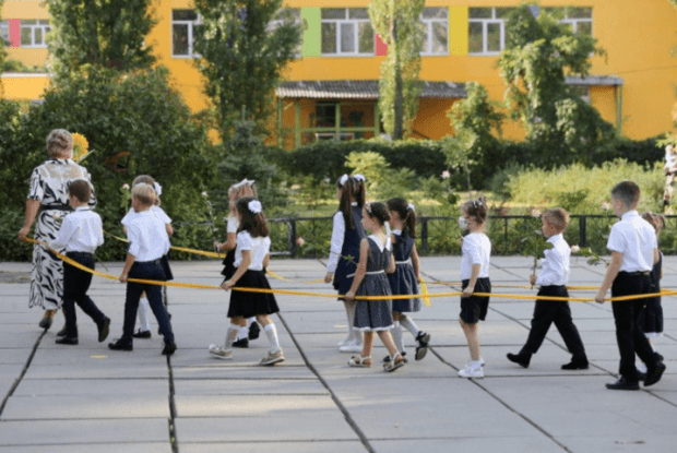 У закладах освіти із 1 вересня діятиме низка заборон 