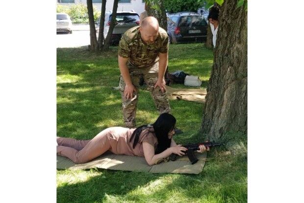На Волині у час війни і деякі дівчата хочуть бути зі зброєю на «ти»