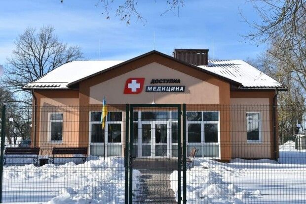 На Ковельщині запрацювала нова амбулаторія з житлом для лікаря