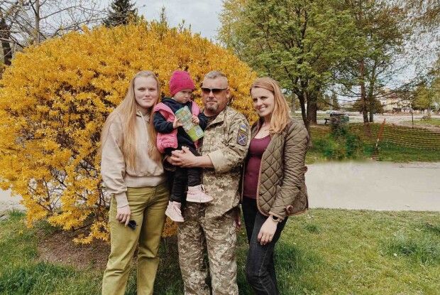 Дружина волинського воїна: «Поки не почую від Володі два слова з фронту, робота ніяка до рук не йде…»