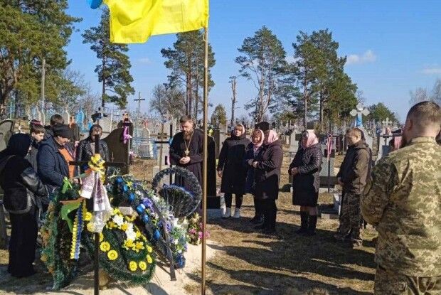 Загинув біля Соледару: побратими приїхали на відкриття меморіальної дошки волинському Герою (Фото)