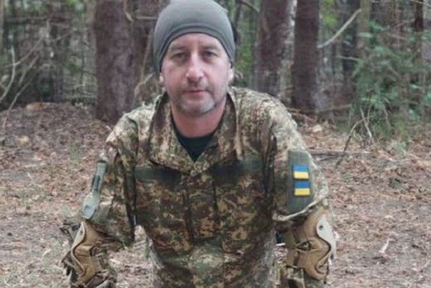 Виховати націю можна лише власним прикладом. Жадан іде на війну