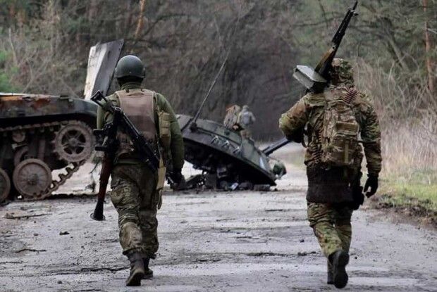 Місцеві в окупованому Токмаку допомогли ЗСУ влучно вгатити по окупантах, які вантажили боєприпаси