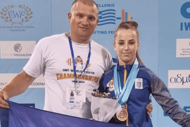 Важкоатлетка з Волині здобула три золоті медалі