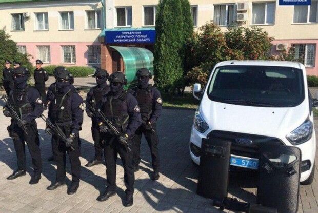 Поповнення в управлінні Патрульної поліції Рівненщини та сім’ї її керівника