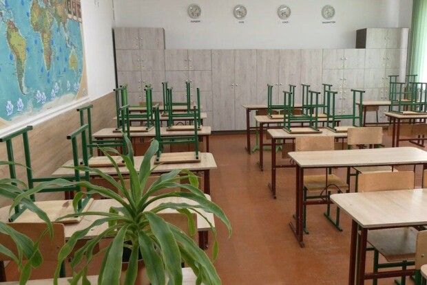 Через нічні атаки рф у Рівному перейшли на інший режим навчання