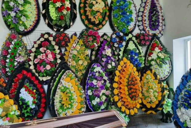 У Горохові обікрали магазин ритуальних послуг 