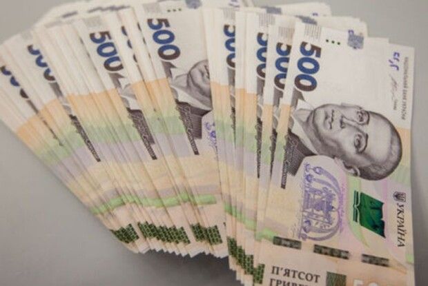 Жінка з Кривого Рогу хотіла викинути лотерейний білет, але виграла 100 тисяч