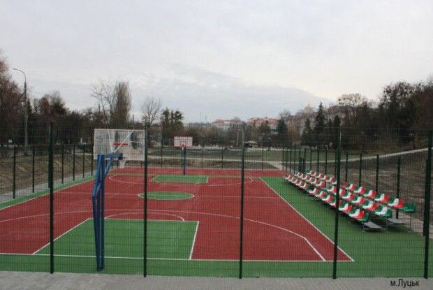 В області завершують будівництво 6 майданчиків для занять ігровими видами спорту 