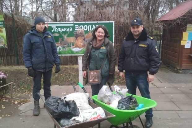 Тваринам Луцького зоопарку віддали 111 кілограмів риби, яку вилучили в браконьєрів