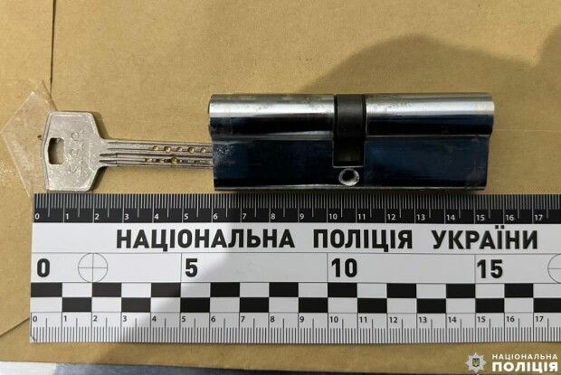 У Рівному в новорічну ніч затримали квартирного злодія