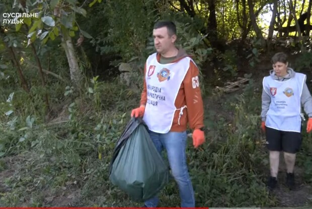 Чому в обласному центрі Волині люди ходили з мішками