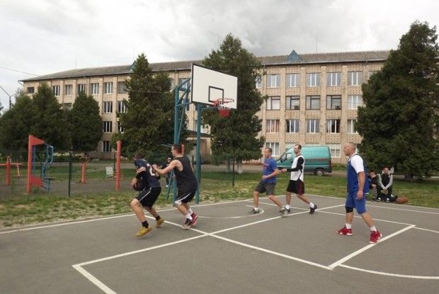 Команда «Slam-Сity» – володар ковельського кубка змагань зі стрітболу