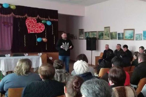 Андрій Лозовий у селі Липне: «І надалі докладатиму зусиль, щоб держава звертала увагу на важливі соціальні об’єкти Волині»*