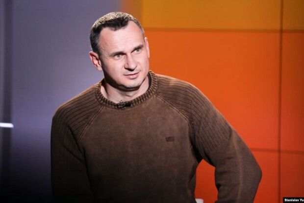 Сенцов став на облік у військкоматі