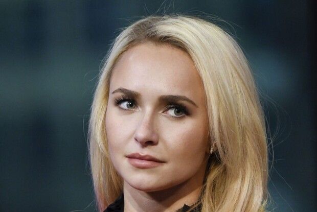 Екснаречена Кличка Гайден Панеттьєрі розсекретила, де перебуває їхня 8-річна донька 