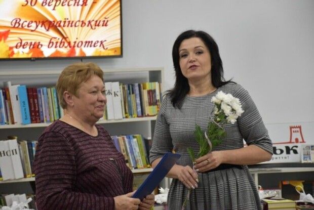Лучанка отримала професійну відзнаку «За відданість бібліотечній справі»