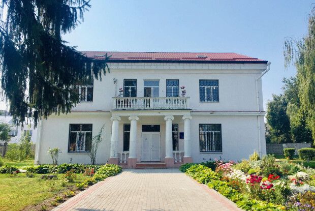 У Луцьку ліквідують управління освіти 