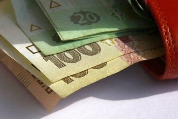 Яку заробітну плату одержують ратнівчани?
