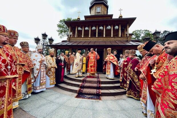 Сьогодні мер Володимира молився в знаковому для міста храмі