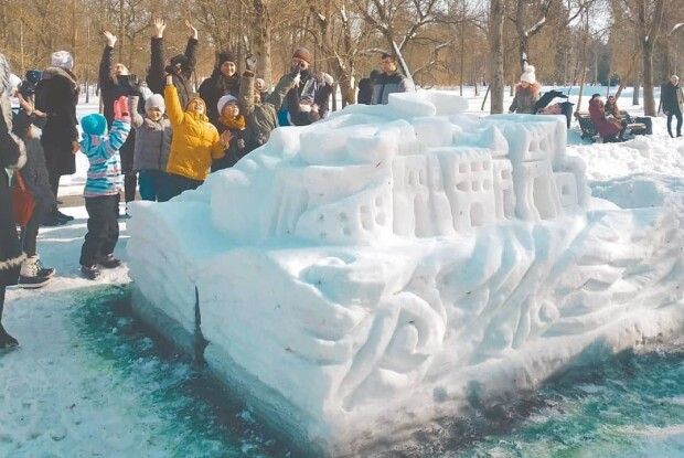 Показали неймовірні світлини зимового Луцька (Фото)