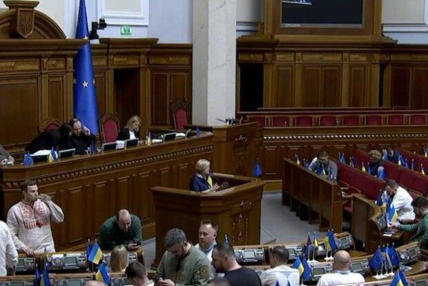 «Слуги» і ОПЗЖ хочуть заблокувати ухвалення закону про заборону московського патріархату (Документ)