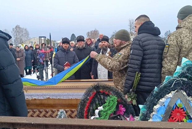 На Волині громада провела в засвіти захисника