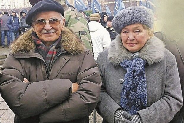 «Приснися, будь ласка, якось гарно...»
