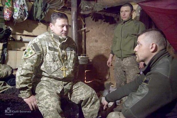 «Освятіть, отче, бліндаж, щоби за хлопців було спокійніше…»