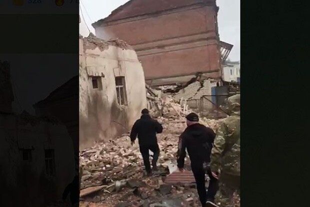 Росіяни вдарили по центру Куп’янська: 10 поранених, під завалами люди