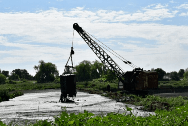 У Луцькій  міськраді назвали ймовірну причину смороду в місті