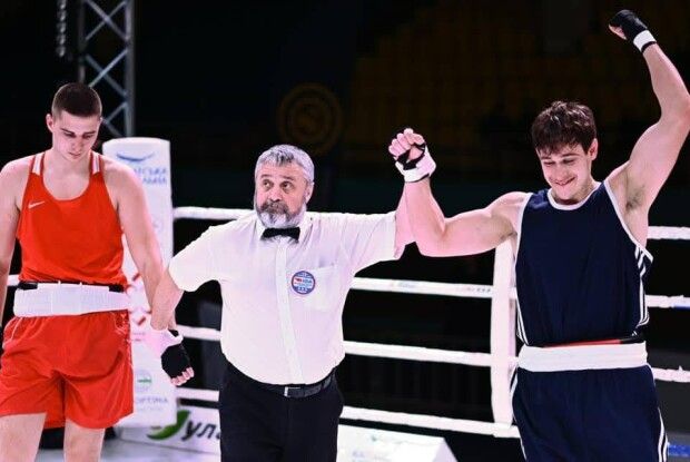 Вперше за 10 років: волинянин став чемпіоном України з боксу у важкому дивізіоні